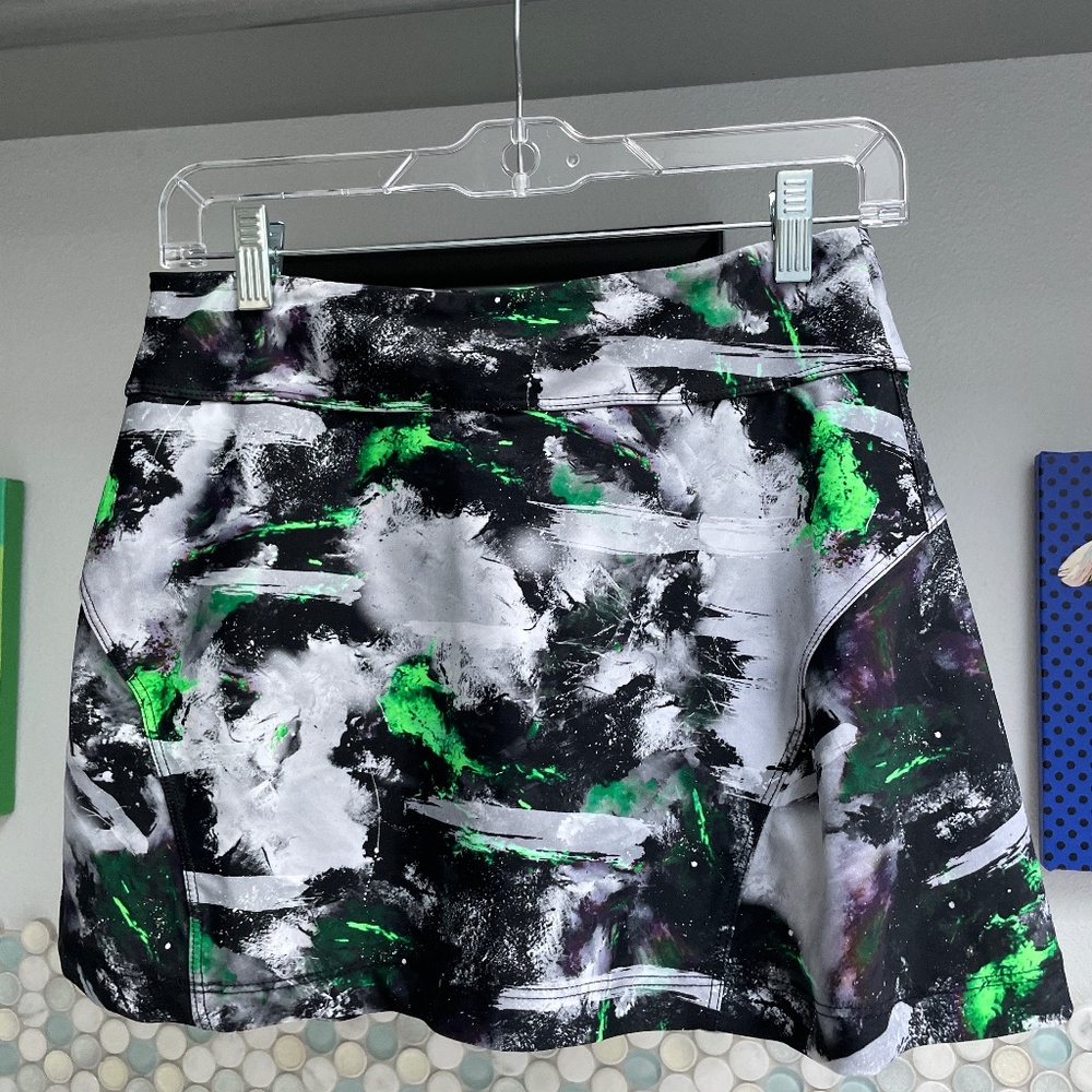 Jerdog Women's Emerald Glow Back Pleat Skirt Size S